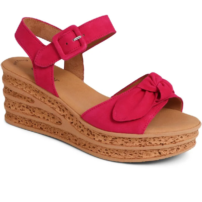 Summer sandals for women with breathable design and comfortable fit-Leather Wedge Heels - GAB39502 / 325 080